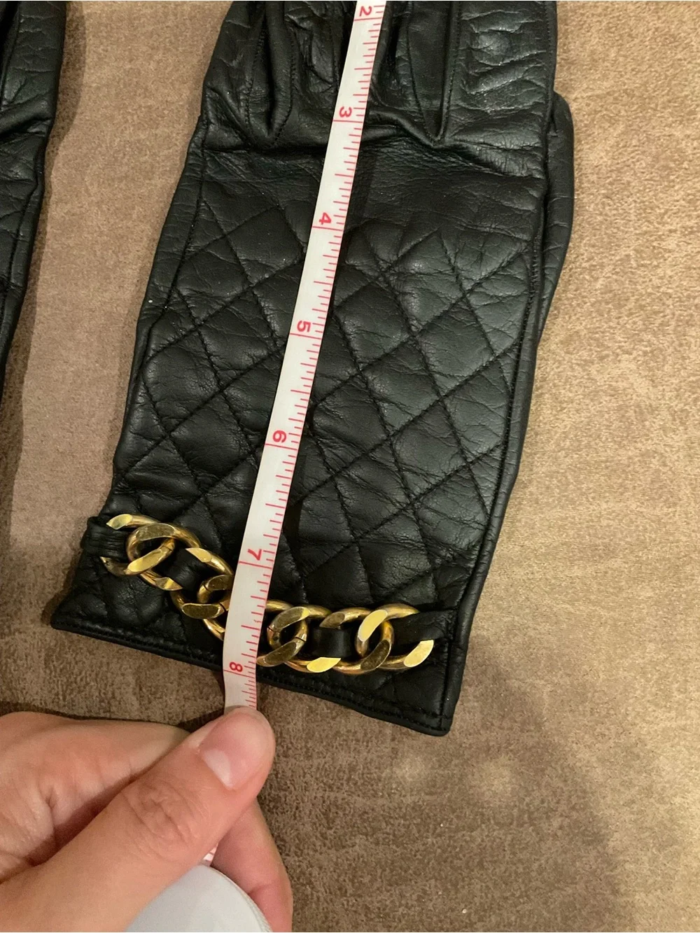 Neiman Marcus Black Quilted Leather Gloves